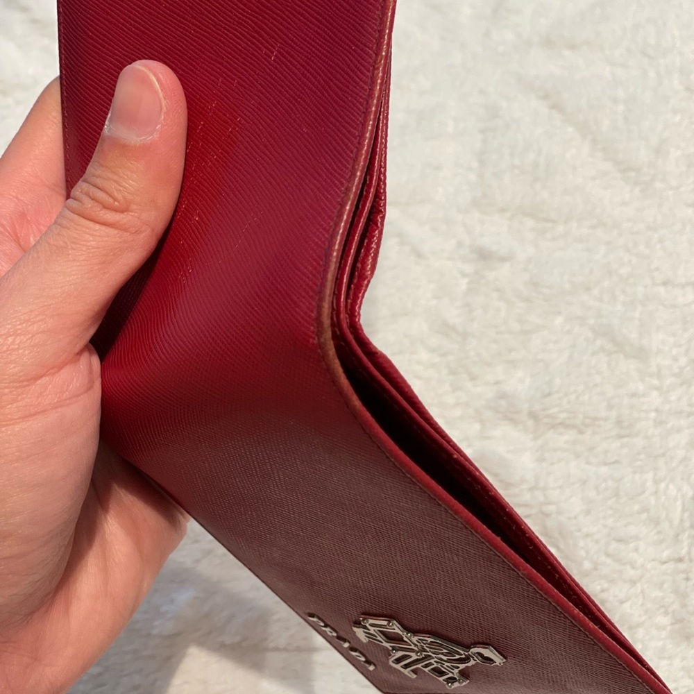 Authentic Prada wallet - Picture 10 of 10